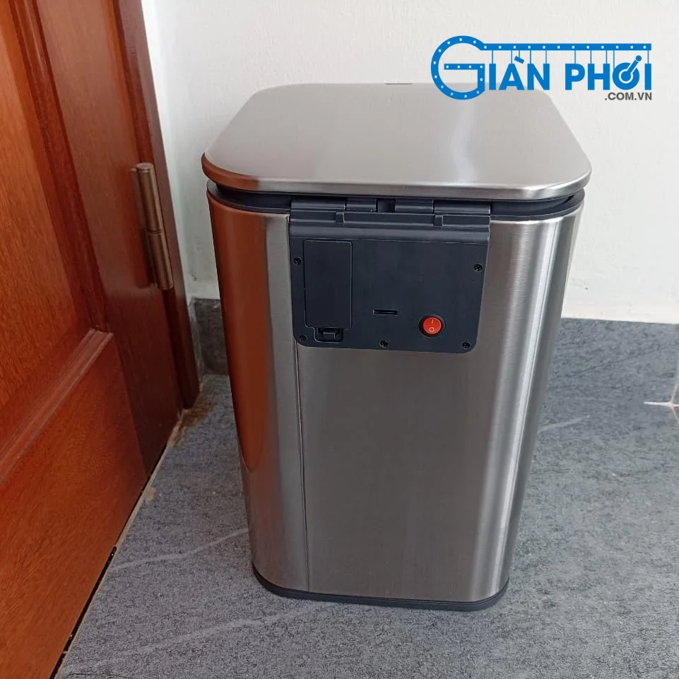 Thùng Rác Thông Minh Sakawa S8311V Loại 15 Lít Rộng 26 Dài 26 Cao 40