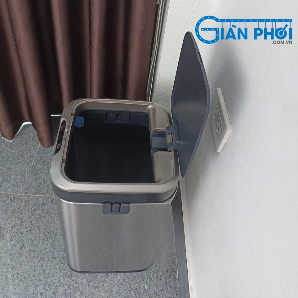 Thùng Rác Thông Minh Sakawa S6311V Loại 13 Lit Rộng 25 Dài 25 Cao 43cm
