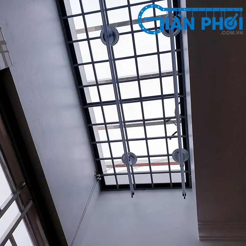 Giàn phơi thông minh quay tay hòa phát hp101